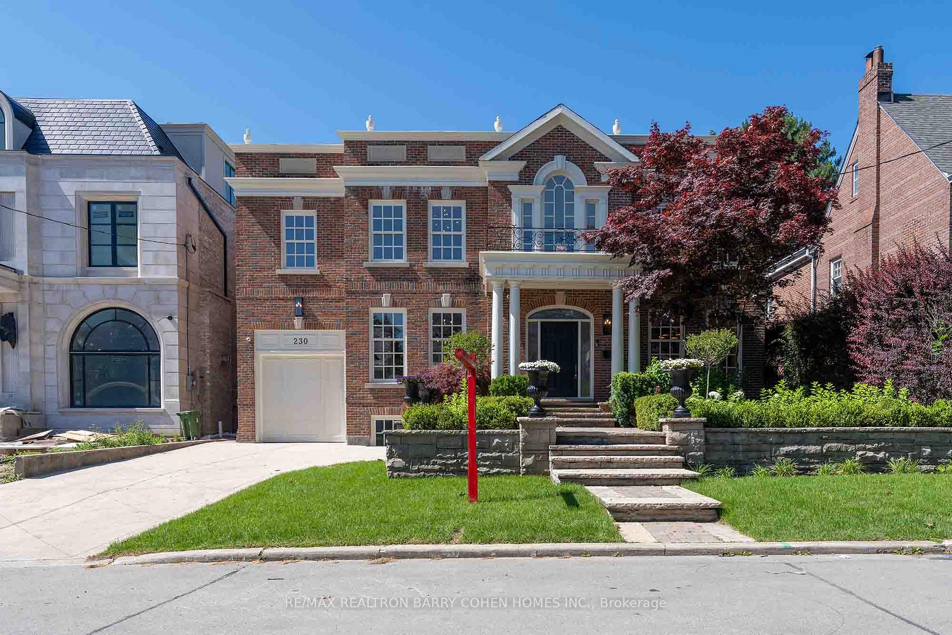 230 Dunvegan, Toronto C03
