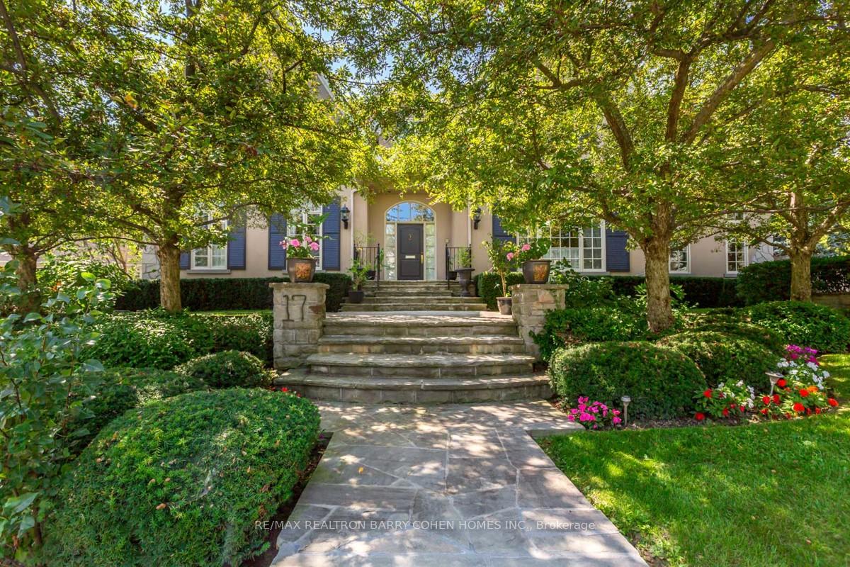 17 Bayview, Toronto C12