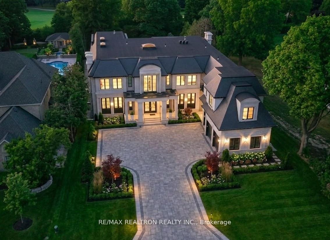 41 Thornbank, Vaughan