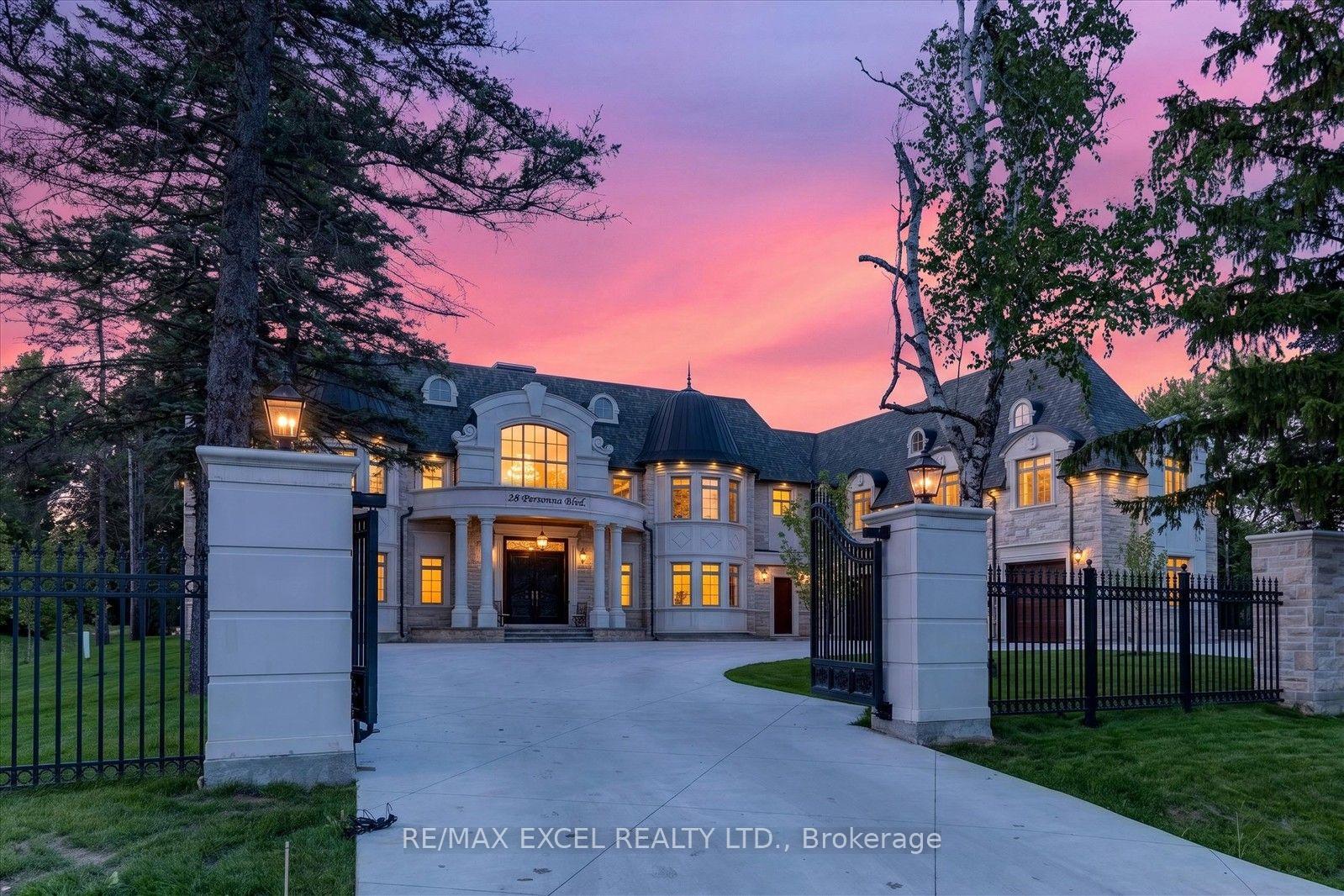 28 Personna, Markham